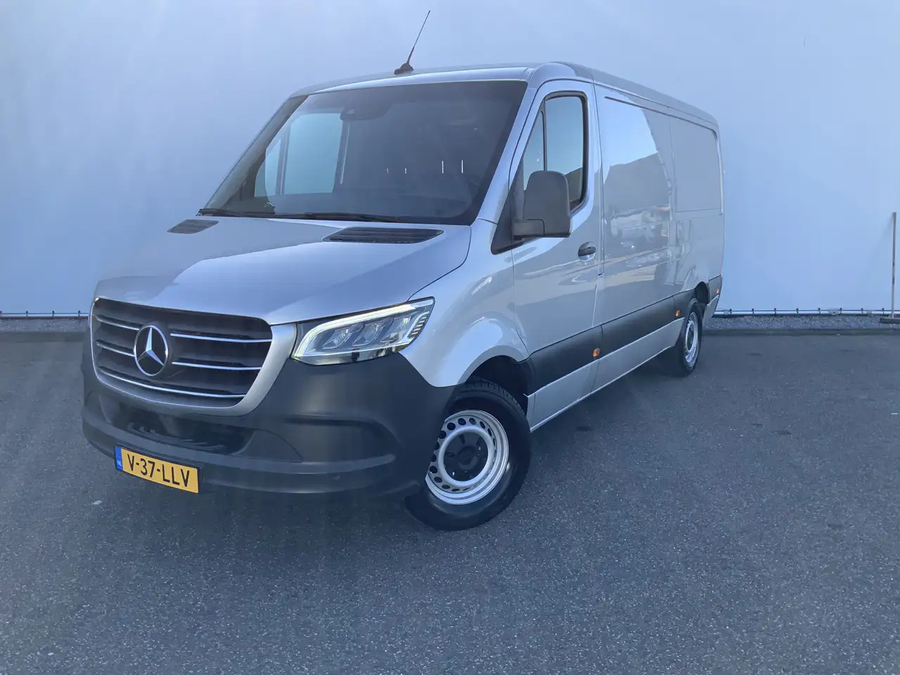 Mercedes-Benz Sprinter 316 2.2 CDI 366 L2H1 Automaat M BUX Airco Camera C - Furgon: obrázok 1 Mercedes-Benz Sprinter 316 2.2 CDI 366 L2H1 Automaat M BUX Airco Camera C - Furgon: obrázok 1