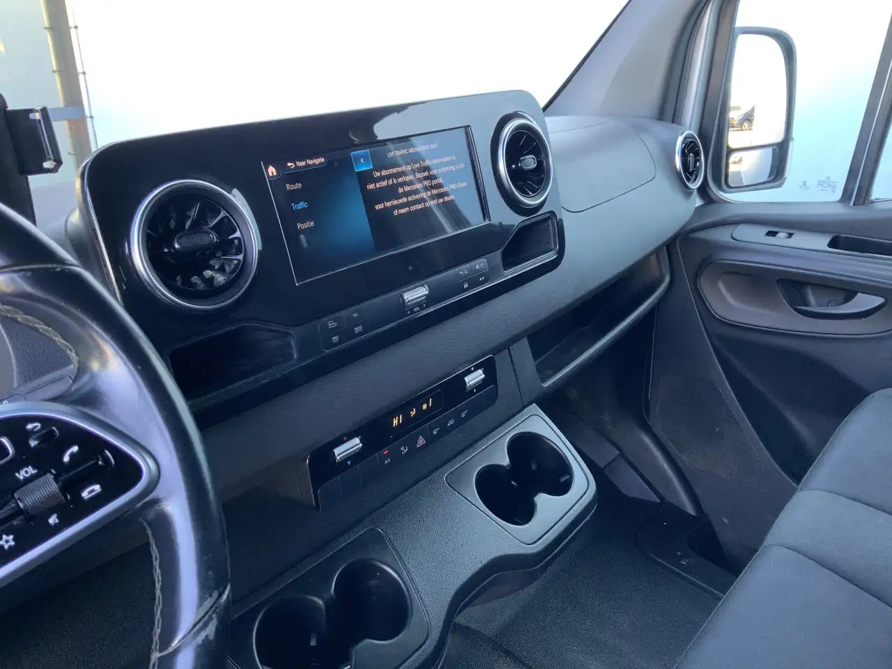 Furgon Mercedes-Benz Sprinter 316 2.2 CDI 366 L2H1 Automaat M BUX Airco Camera C: obrázok 8 Furgon Mercedes-Benz Sprinter 316 2.2 CDI 366 L2H1 Automaat M BUX Airco Camera C: obrázok 8