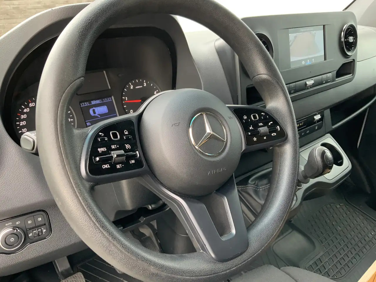 Mercedes-Benz Sprinter 316 2.2 CDI L2H2 Airco Cruise Camera Navi Trekhaak - Furgon: obrázok 5 Mercedes-Benz Sprinter 316 2.2 CDI L2H2 Airco Cruise Camera Navi Trekhaak - Furgon: obrázok 5