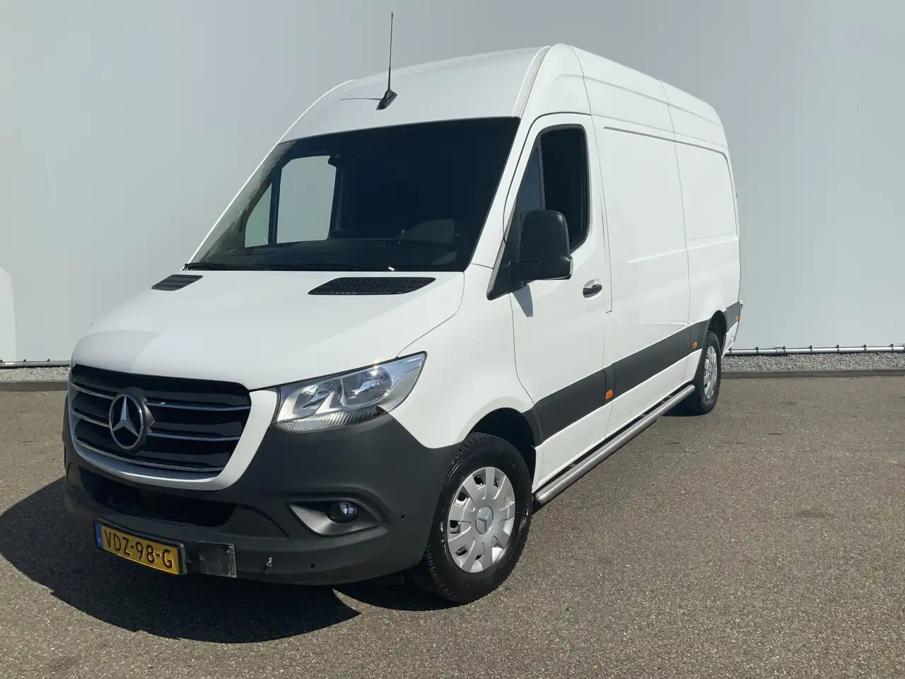 Mercedes-Benz Sprinter 316 2.2 CDI L2H2 DC Automaat Cruise Airco 3 Zits W - Furgon: obrázok 1 Mercedes-Benz Sprinter 316 2.2 CDI L2H2 DC Automaat Cruise Airco 3 Zits W - Furgon: obrázok 1