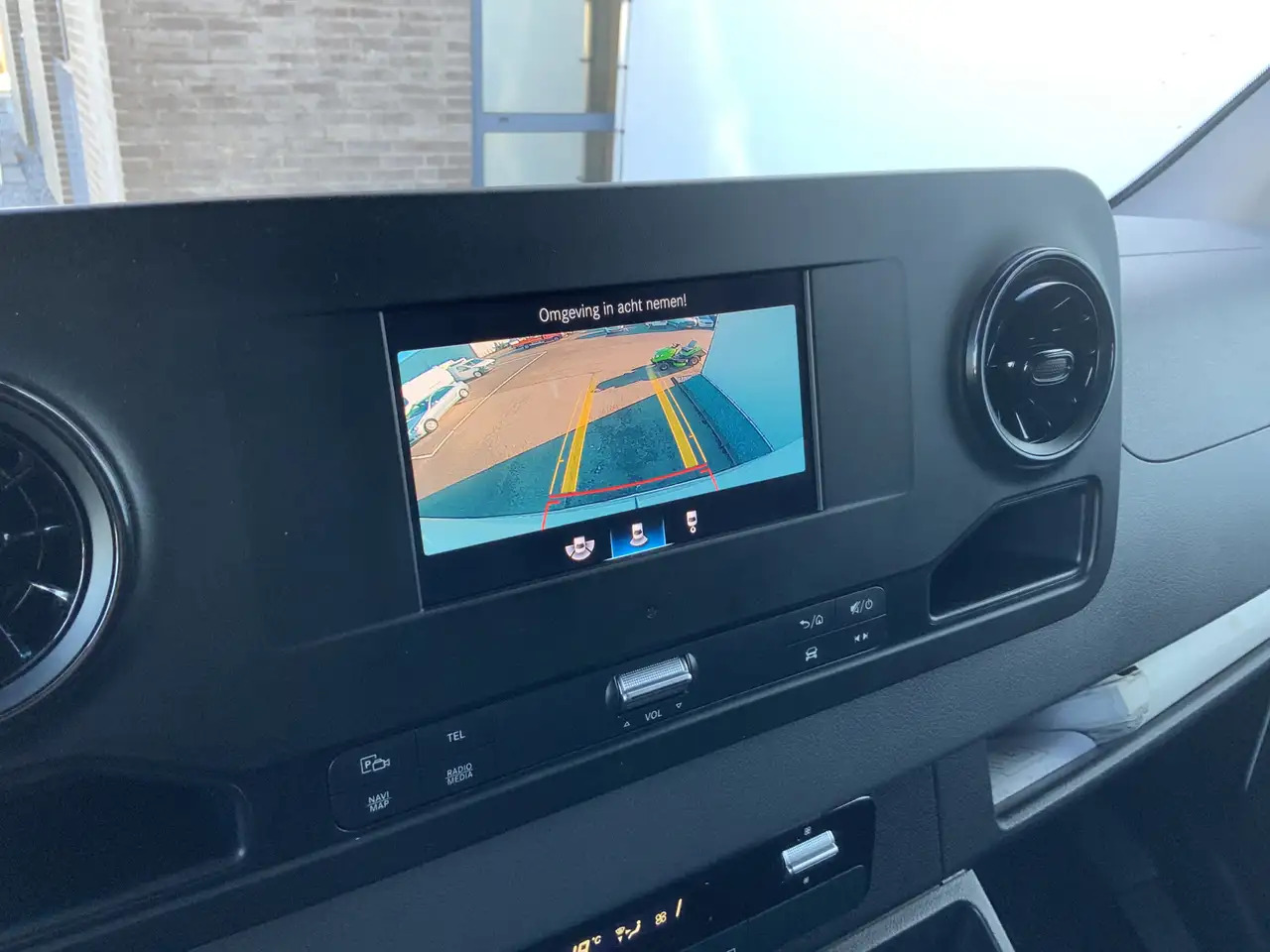 Mercedes-Benz Sprinter 316 2.2 CDI L2H2 Koelwagen Dag & Nacht Automaat Ai - Chladiarenská dodávka: obrázok 4 Mercedes-Benz Sprinter 316 2.2 CDI L2H2 Koelwagen Dag & Nacht Automaat Ai - Chladiarenská dodávka: obrázok 4