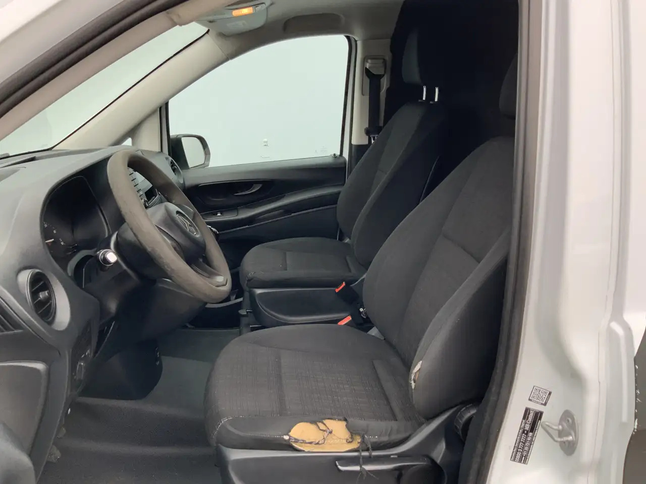 Mercedes-Benz Vito 111 CDI Functional Airco Trekhaak 2000 kg (Schades - Furgon: obrázok 4 Mercedes-Benz Vito 111 CDI Functional Airco Trekhaak 2000 kg (Schades - Furgon: obrázok 4