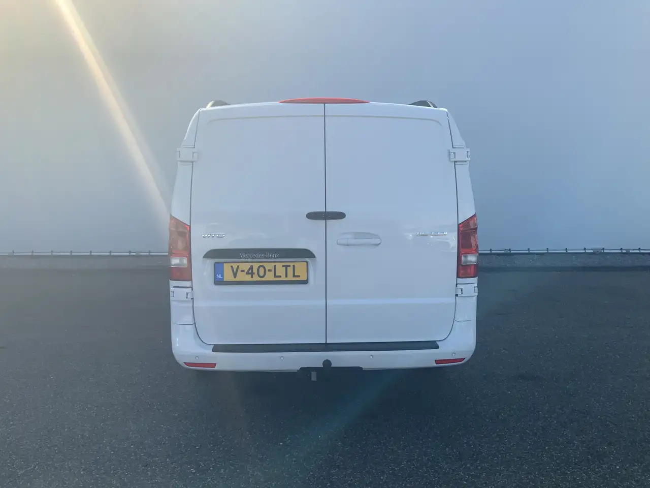 Mercedes-Benz Vito 116 CDI Lang Airco Cruise Navi 3 Zits Alu Velg Tre - Furgon: obrázok 4 Mercedes-Benz Vito 116 CDI Lang Airco Cruise Navi 3 Zits Alu Velg Tre - Furgon: obrázok 4