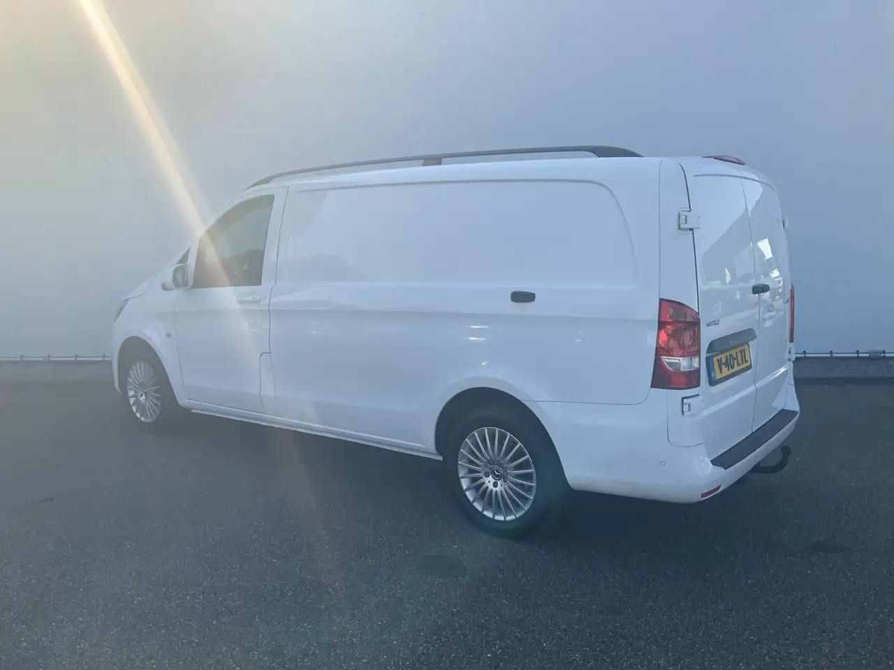 Mercedes-Benz Vito 116 CDI Lang Airco Cruise Navi 3 Zits Alu Velg Tre - Furgon: obrázok 3 Mercedes-Benz Vito 116 CDI Lang Airco Cruise Navi 3 Zits Alu Velg Tre - Furgon: obrázok 3
