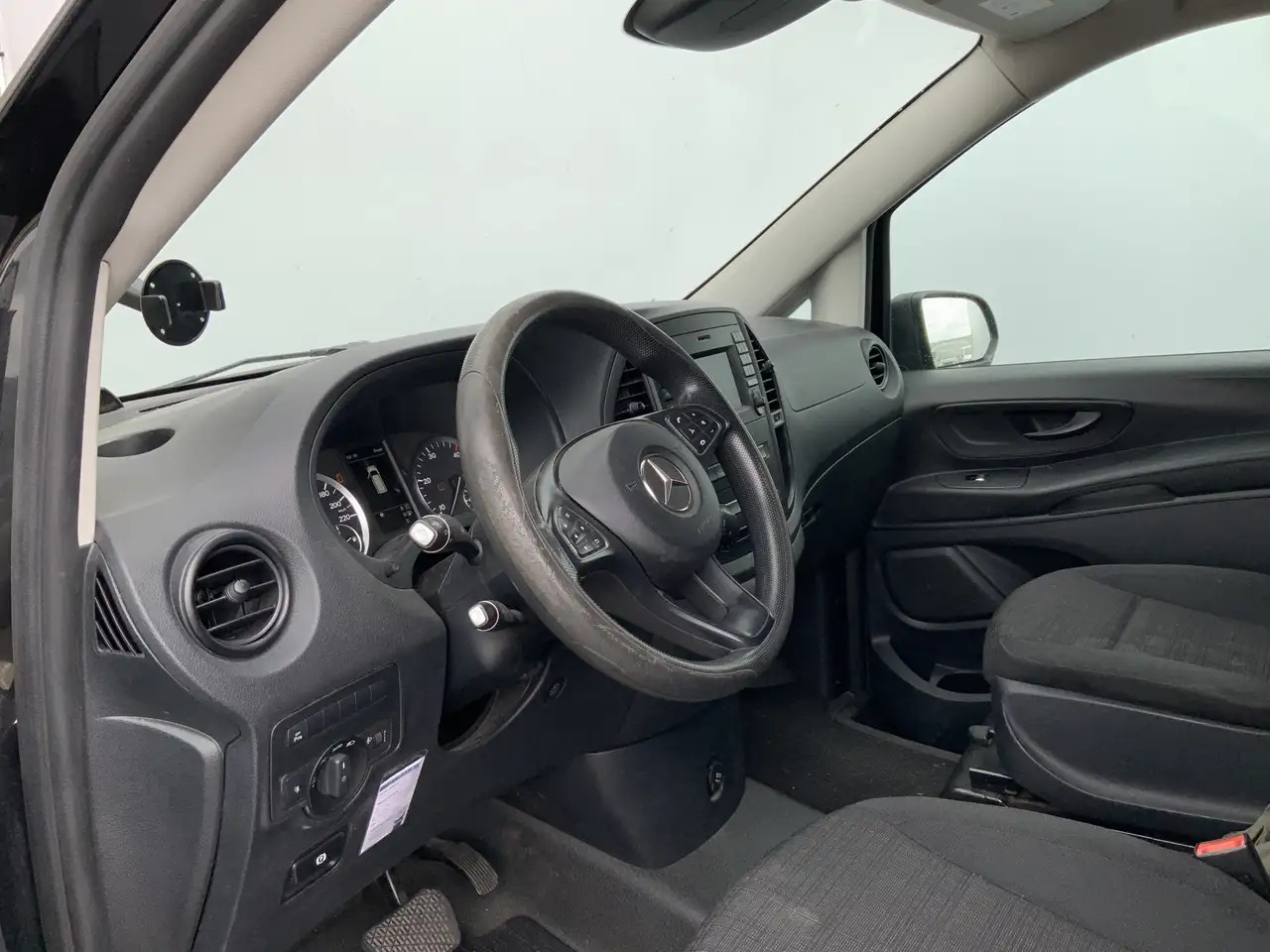 Mercedes-Benz Vito 116 CDI Lang Automaat Airco Cruise Camera Navi Sid - Furgon: obrázok 4 Mercedes-Benz Vito 116 CDI Lang Automaat Airco Cruise Camera Navi Sid - Furgon: obrázok 4