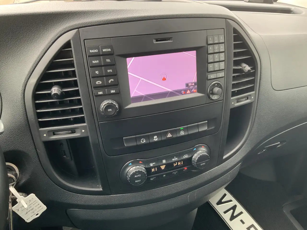 Mercedes-Benz Vito 116 CDI MARGE ! Lang Automaat Airco Cruise 3 Zits - Malá dodávka: obrázok 5 Mercedes-Benz Vito 116 CDI MARGE ! Lang Automaat Airco Cruise 3 Zits - Malá dodávka: obrázok 5