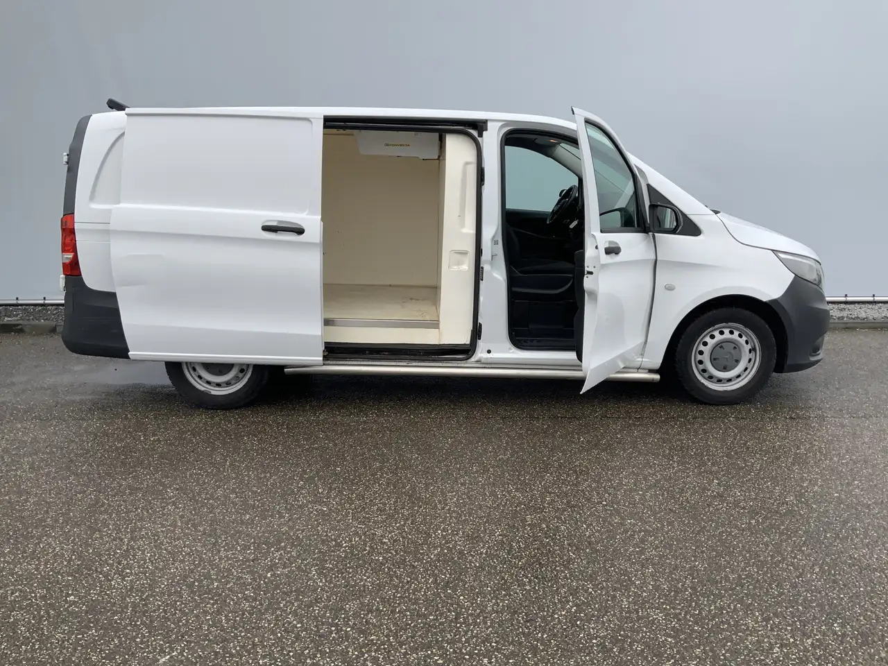 Mercedes-Benz Vito koeling konvekta Koelauto 111 CDI Functional Lang - Chladiarenská dodávka: obrázok 4 Mercedes-Benz Vito koeling konvekta Koelauto 111 CDI Functional Lang - Chladiarenská dodávka: obrázok 4