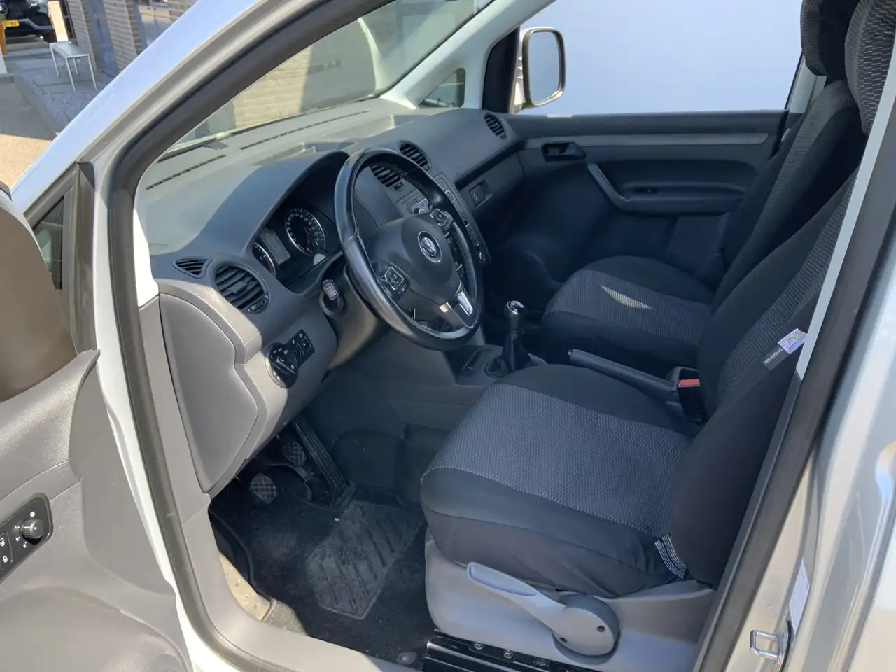 Volkswagen Caddy 1.6 TDI Airco Imperiaal Trekhaak 1400 kg navi Crui - Malá dodávka: obrázok 4 Volkswagen Caddy 1.6 TDI Airco Imperiaal Trekhaak 1400 kg navi Crui - Malá dodávka: obrázok 4