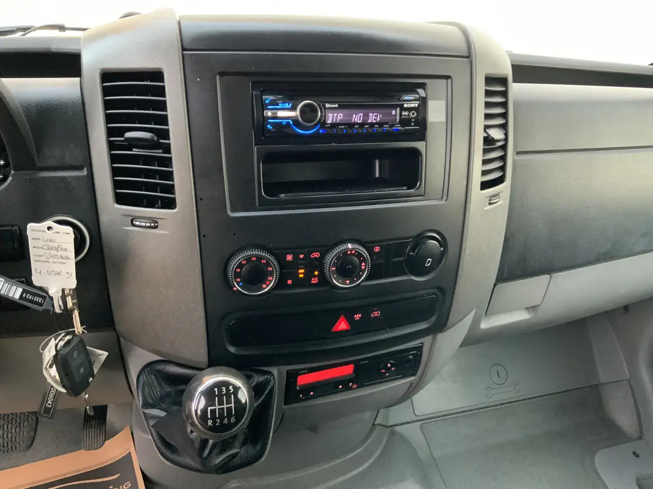 Volkswagen Crafter 35 2.0 TDI L3H1 Glasresteel Airco Cruise 3 Zits UI - Dodávka skriňová nadstavba, Komunálne/ Špeciálne stroje: obrázok 5 Volkswagen Crafter 35 2.0 TDI L3H1 Glasresteel Airco Cruise 3 Zits UI - Dodávka skriňová nadstavba, Komunálne/ Špeciálne stroje: obrázok 5