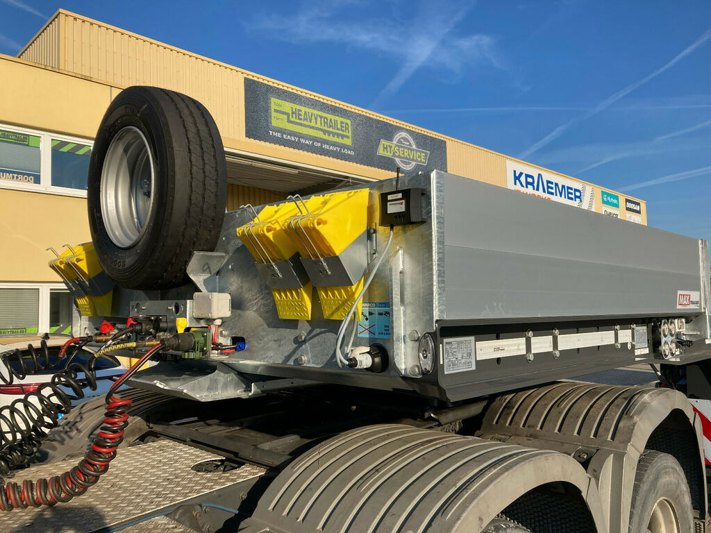 Faymonville MAX Trailer 2-Achs-Tiefbett mit Pendelachsen - Náves podvalník: obrázok 3 Faymonville MAX Trailer 2-Achs-Tiefbett mit Pendelachsen - Náves podvalník: obrázok 3