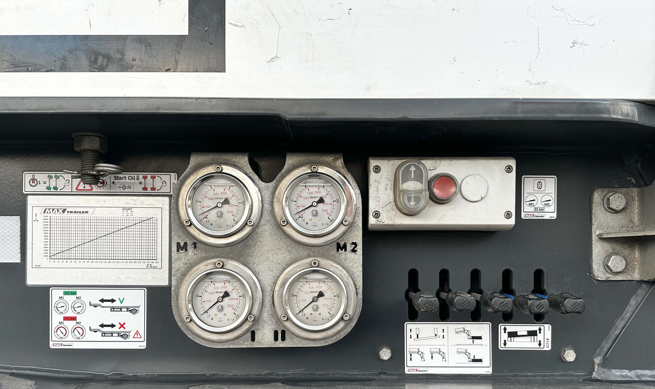 Faymonville MAX Trailer 3-Achs-Tiefbett mit Pendelachsen - Náves podvalník: obrázok 3 Faymonville MAX Trailer 3-Achs-Tiefbett mit Pendelachsen - Náves podvalník: obrázok 3