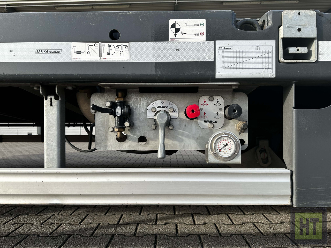 Faymonville MAX Trailer 4-Achs-Mega-Tele-Semi mit Rampen - Náves podvalník: obrázok 5 Faymonville MAX Trailer 4-Achs-Mega-Tele-Semi mit Rampen - Náves podvalník: obrázok 5