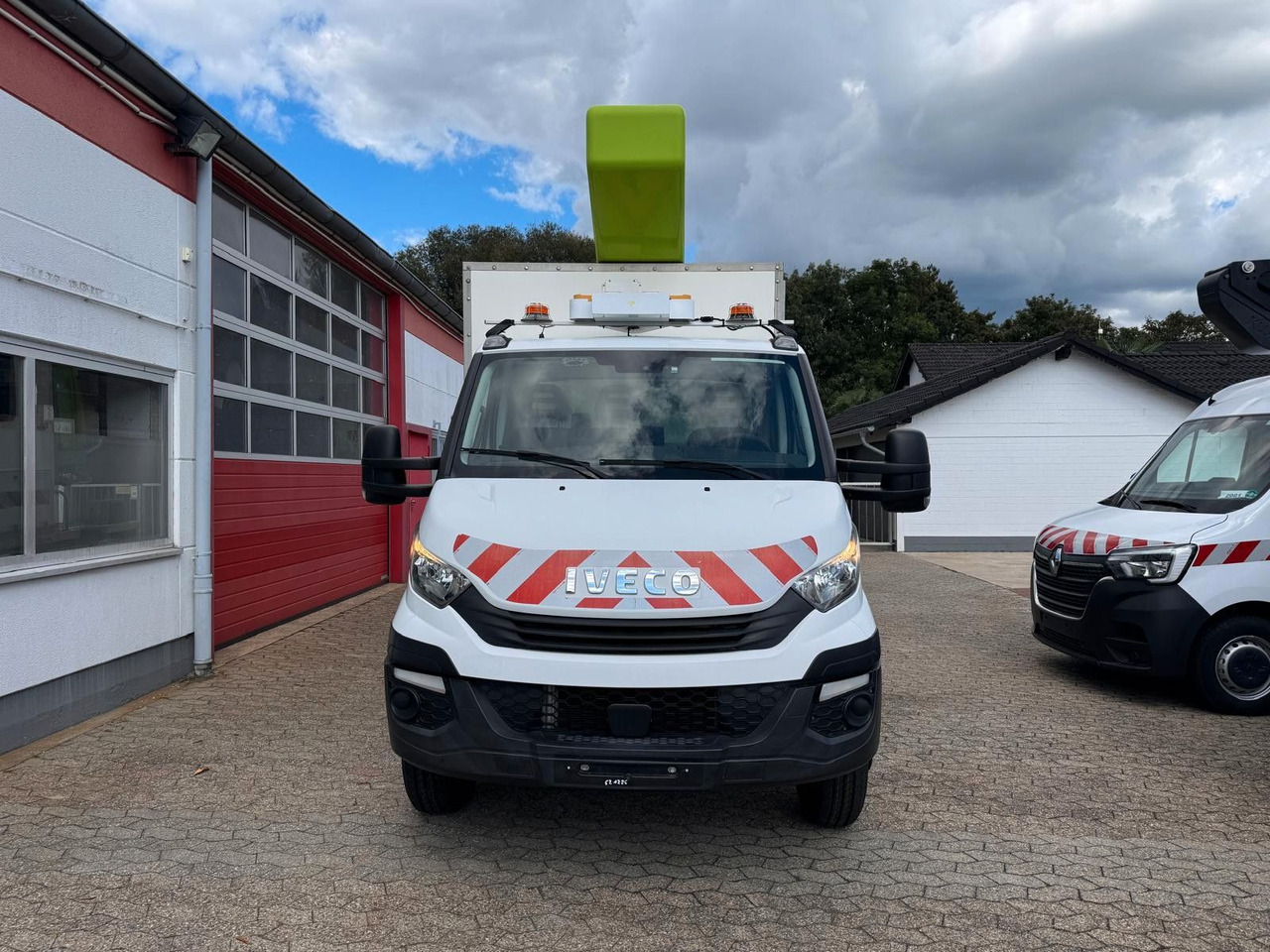 Iveco 70C18 Hubarbeitsbühne France Elevateur 172 CPL - Automobilová plošina: obrázok 2 Iveco 70C18 Hubarbeitsbühne France Elevateur 172 CPL - Automobilová plošina: obrázok 2