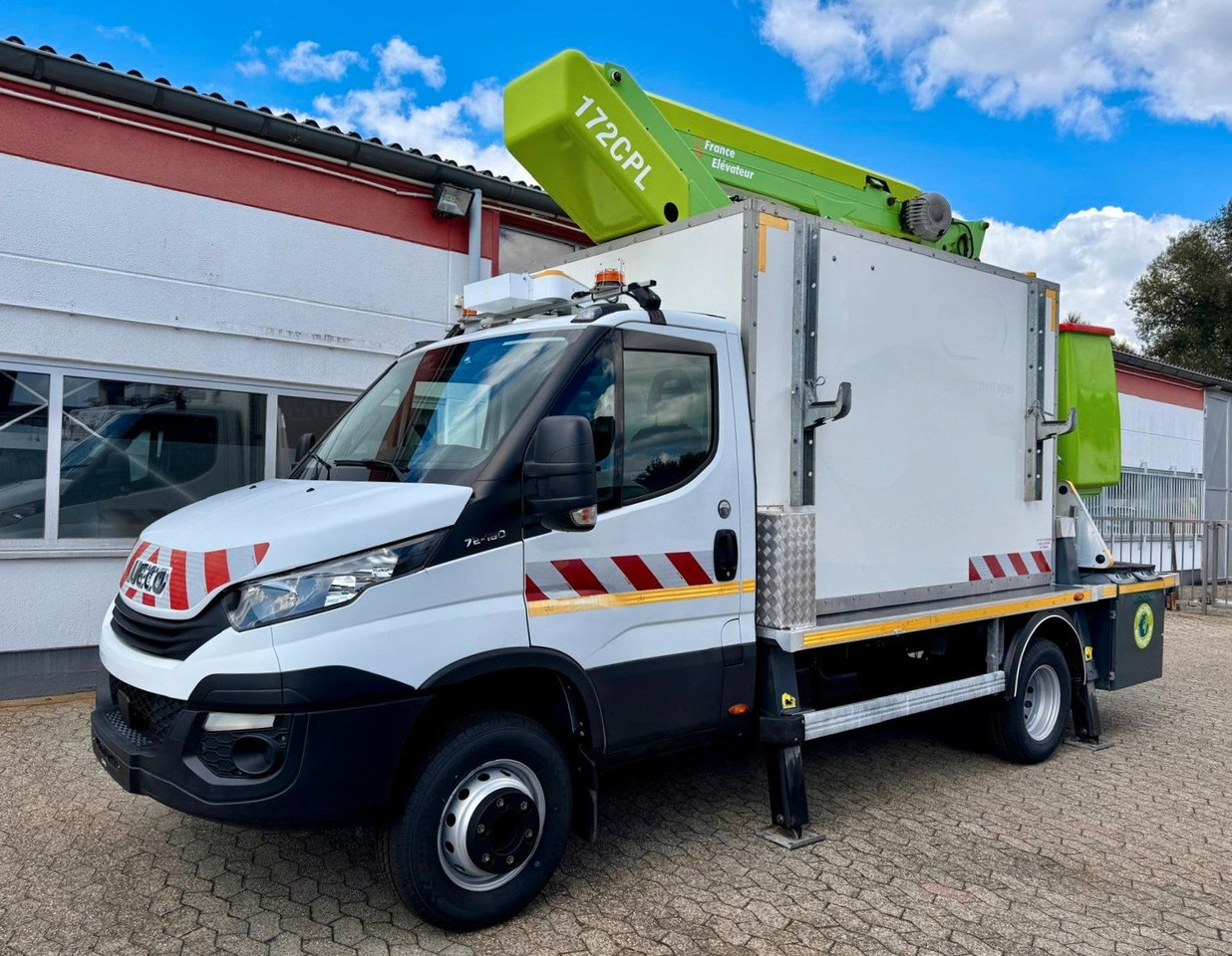 Iveco 70C18 Hubarbeitsbühne France Elevateur 172 CPL - Automobilová plošina: obrázok 1 Iveco 70C18 Hubarbeitsbühne France Elevateur 172 CPL - Automobilová plošina: obrázok 1