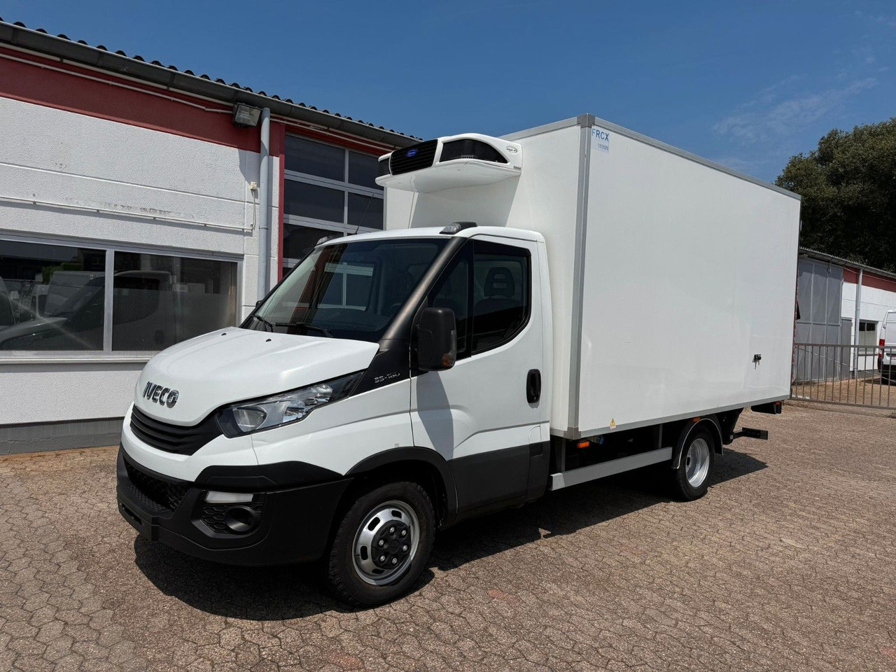 Iveco Daily 35C16 Tiefkühlkoffer Carrier Pulsor350 LWB - Chladiarenská dodávka: obrázok 1 Iveco Daily 35C16 Tiefkühlkoffer Carrier Pulsor350 LWB - Chladiarenská dodávka: obrázok 1
