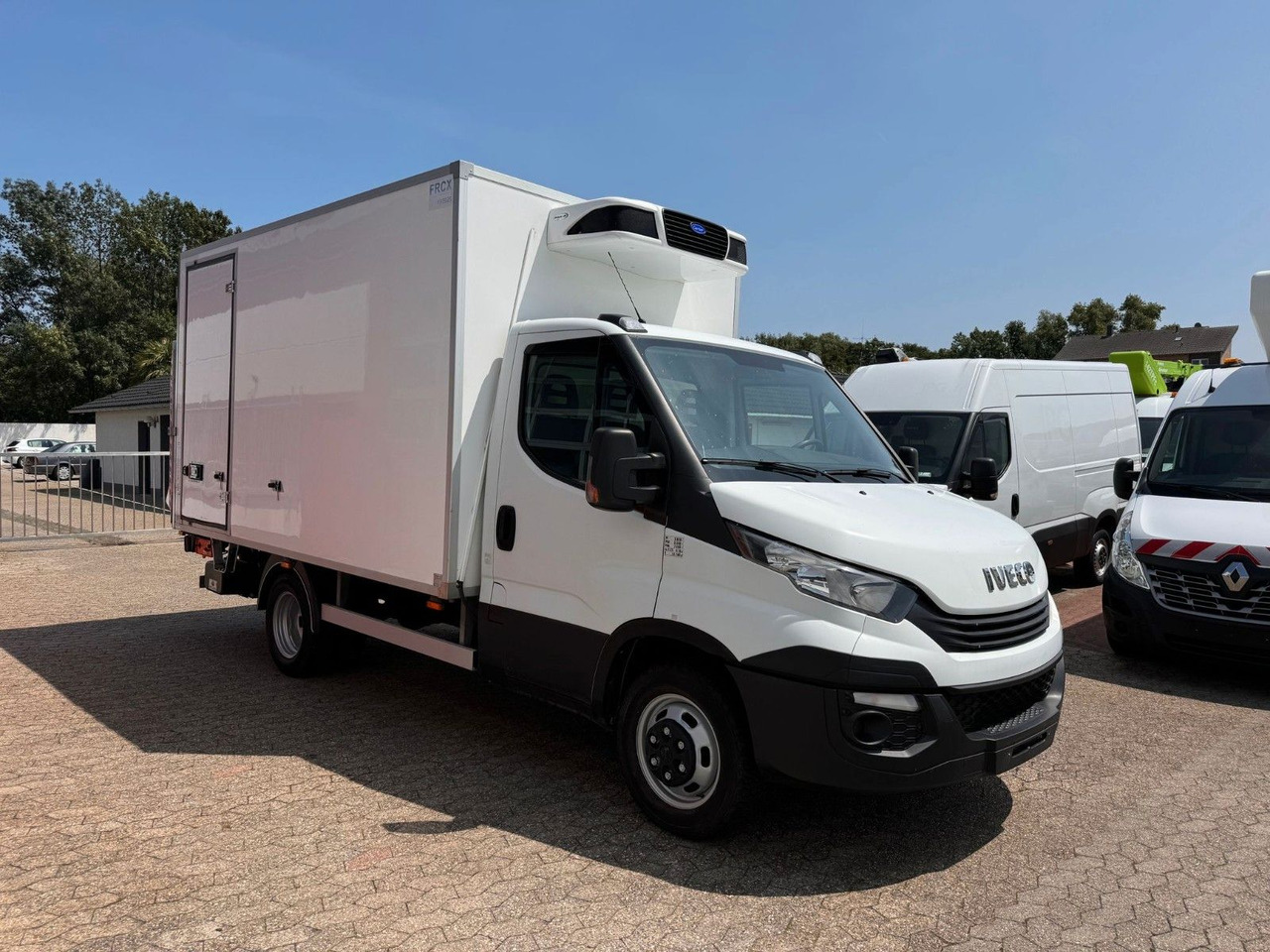Iveco Daily 35C16 Tiefkühlkoffer Carrier Pulsor350 LWB - Chladiarenská dodávka: obrázok 3 Iveco Daily 35C16 Tiefkühlkoffer Carrier Pulsor350 LWB - Chladiarenská dodávka: obrázok 3
