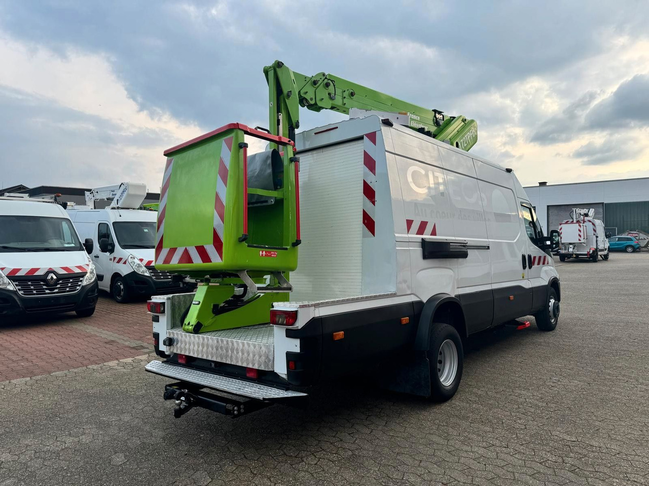Iveco Daily 70C15 Steiger France Elevateur 172 TPFcc - Automobilová plošina: obrázok 4 Iveco Daily 70C15 Steiger France Elevateur 172 TPFcc - Automobilová plošina: obrázok 4