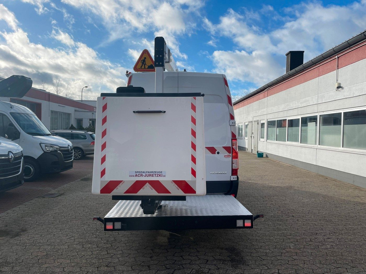 Renault Master Hubarbeitsbühne 2 Personen Korb bis 200kg - Automobilová plošina: obrázok 5 Renault Master Hubarbeitsbühne 2 Personen Korb bis 200kg - Automobilová plošina: obrázok 5