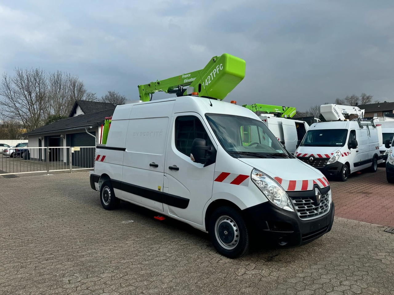 Renault Master Steiger France Elévateur 142 TPFc - Automobilová plošina: obrázok 3 Renault Master Steiger France Elévateur 142 TPFc - Automobilová plošina: obrázok 3