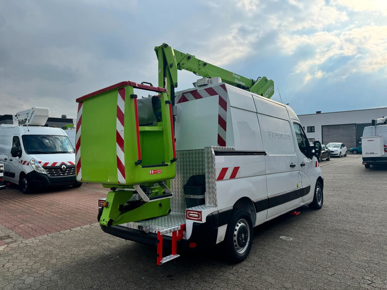 Renault Master Steiger France Elévateur 142 TPFc - Automobilová plošina: obrázok 4 Renault Master Steiger France Elévateur 142 TPFc - Automobilová plošina: obrázok 4