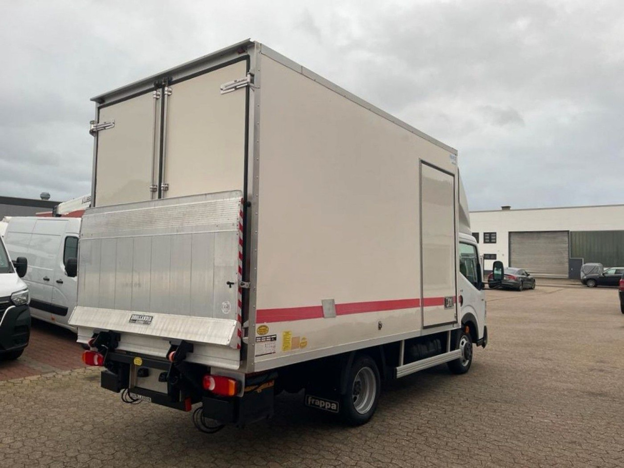 Renault Maxity Tiefkühlkoffer Multi-Temp Ladebordwand - Chladiarenská dodávka: obrázok 4 Renault Maxity Tiefkühlkoffer Multi-Temp Ladebordwand - Chladiarenská dodávka: obrázok 4