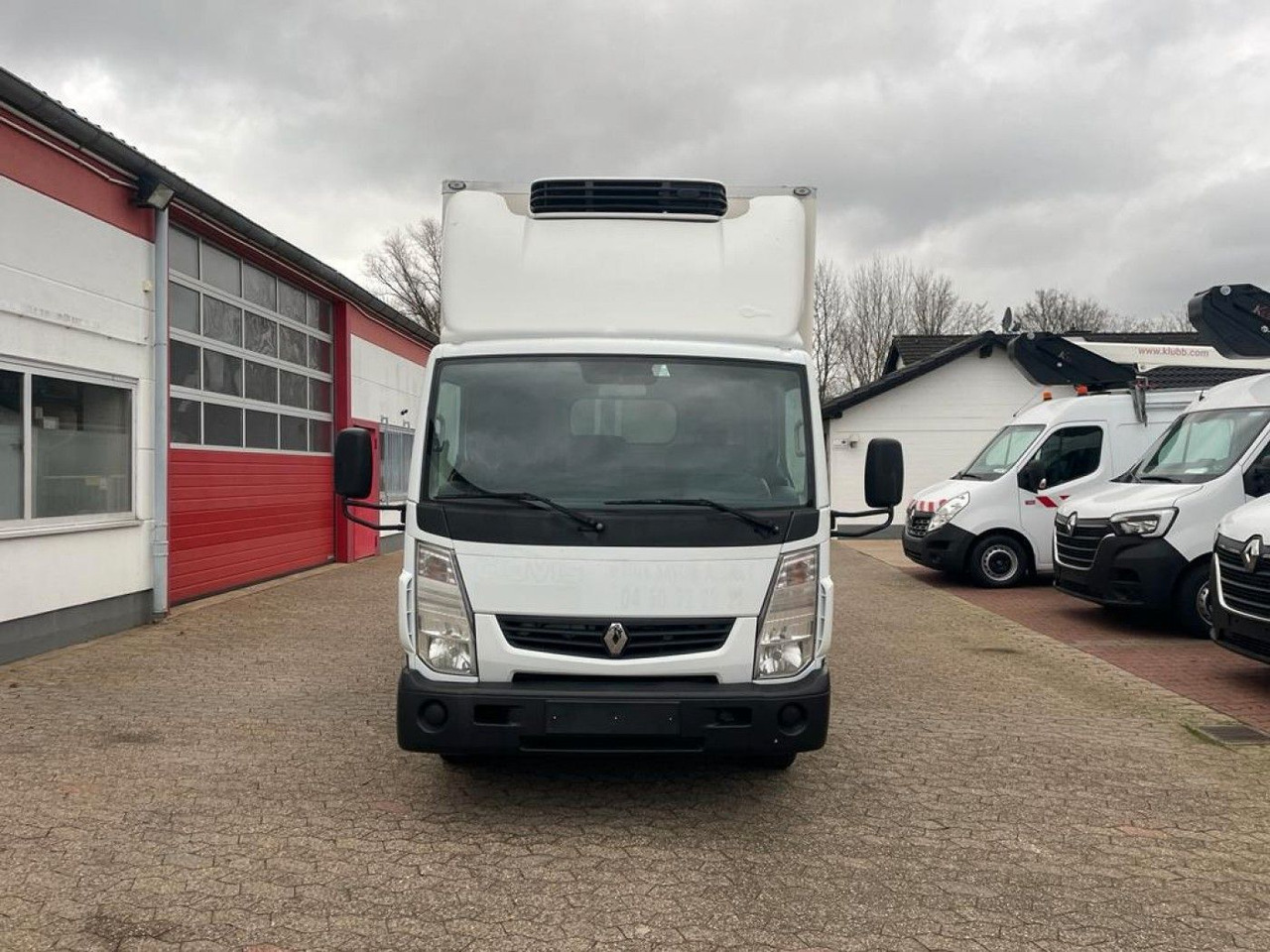 Renault Maxity Tiefkühlkoffer Multi-Temp Ladebordwand - Chladiarenská dodávka: obrázok 2 Renault Maxity Tiefkühlkoffer Multi-Temp Ladebordwand - Chladiarenská dodávka: obrázok 2