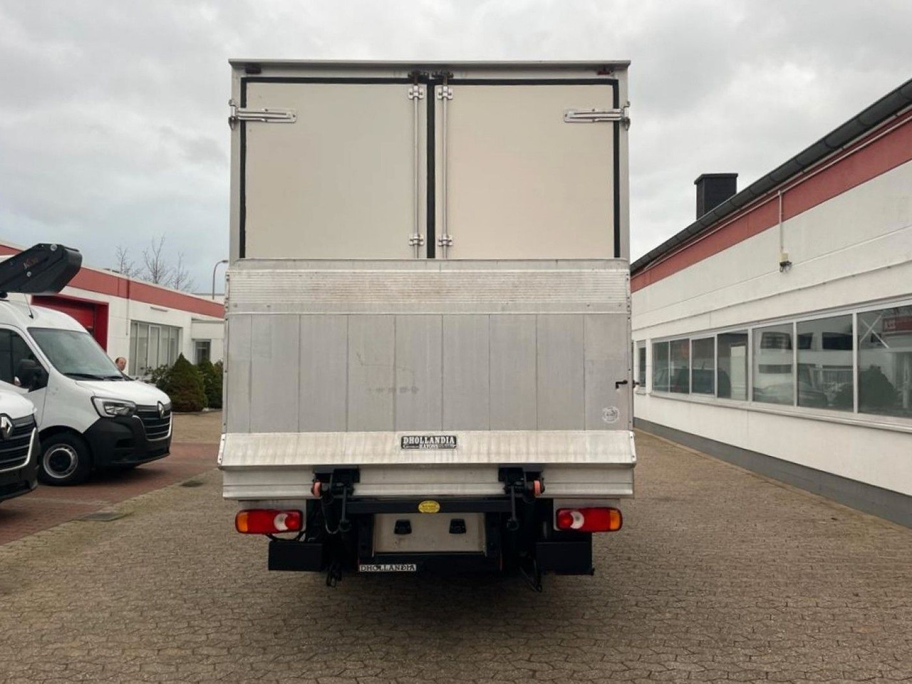 Renault Maxity Tiefkühlkoffer Multi-Temp Ladebordwand - Chladiarenská dodávka: obrázok 5 Renault Maxity Tiefkühlkoffer Multi-Temp Ladebordwand - Chladiarenská dodávka: obrázok 5