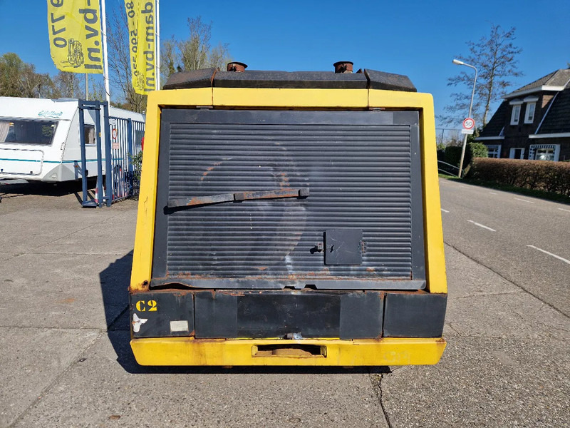 Atlas-Copco XAS350DD VERY LOW HOURS - Vzduchový kompresor: obrázok 3 Atlas-Copco XAS350DD VERY LOW HOURS - Vzduchový kompresor: obrázok 3
