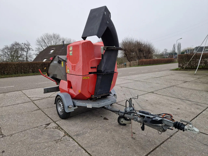 GS Puma 35D houtversnipperaar - Drtič konárov: obrázok 4 GS Puma 35D houtversnipperaar - Drtič konárov: obrázok 4