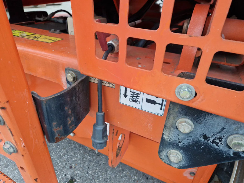 Samohybná plošiny JLG 3369LE elektrisch werkhoogte 12.06m.: obrázok 9 Samohybná plošiny JLG 3369LE elektrisch werkhoogte 12.06m.: obrázok 9