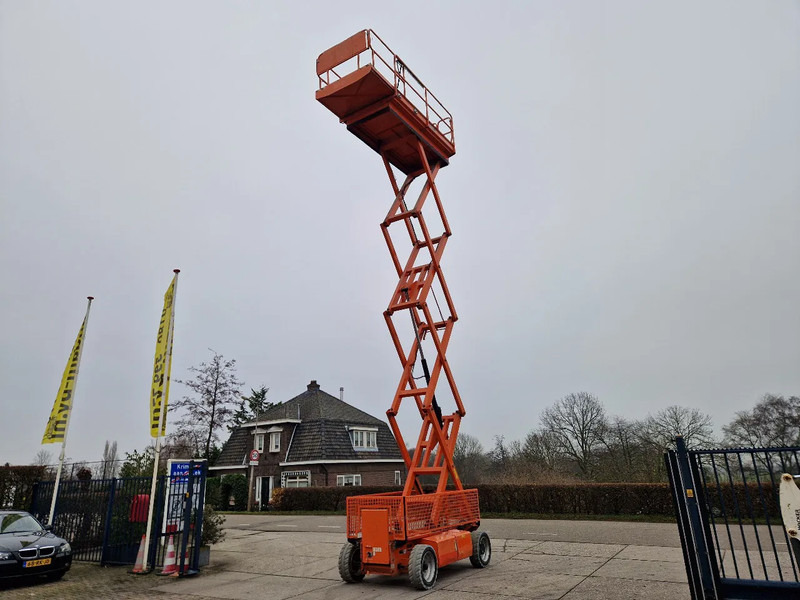 JLG 3369LE elektrisch werkhoogte 12.06m. - Samohybná plošiny: obrázok 2 JLG 3369LE elektrisch werkhoogte 12.06m. - Samohybná plošiny: obrázok 2