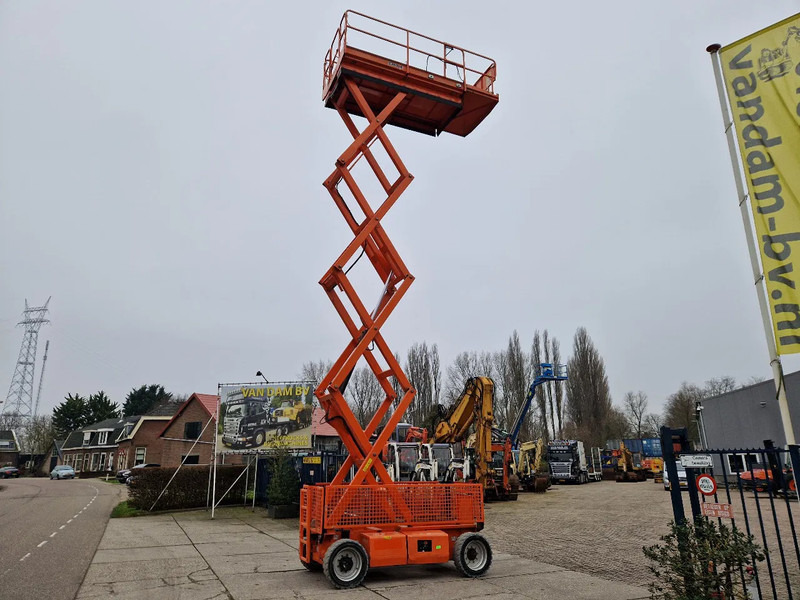 Samohybná plošiny JLG 3369LE elektrisch werkhoogte 12.06m.: obrázok 19 Samohybná plošiny JLG 3369LE elektrisch werkhoogte 12.06m.: obrázok 19