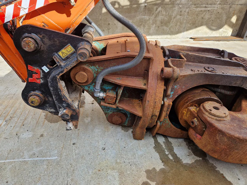 Komatsu JCY17 schrootschaar/betonvergruizer - Demolačné kliešte: obrázok 5 Komatsu JCY17 schrootschaar/betonvergruizer - Demolačné kliešte: obrázok 5