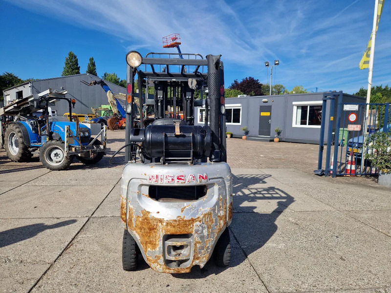 Nissan 1800 kg. LPG met keuring - Plynový vysokozdvižný vozík: obrázok 4 Nissan 1800 kg. LPG met keuring - Plynový vysokozdvižný vozík: obrázok 4