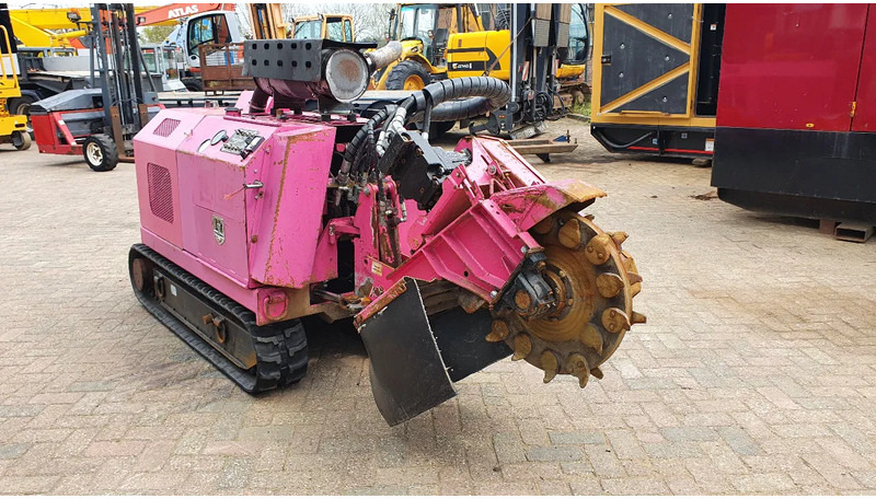 Onbekend Bandit 2900T stobben/stronkenfrees - Fréza na pne: obrázok 1 Onbekend Bandit 2900T stobben/stronkenfrees - Fréza na pne: obrázok 1