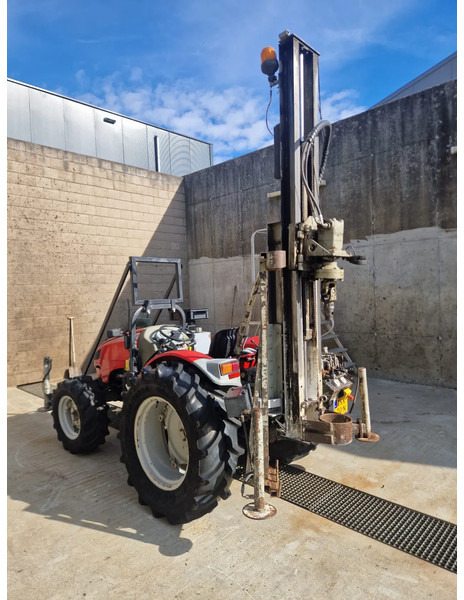 Onbekend Valpadana 1550 4x4 drilling tractor - Vrtné príslušenstvo: obrázok 1 Onbekend Valpadana 1550 4x4 drilling tractor - Vrtné príslušenstvo: obrázok 1