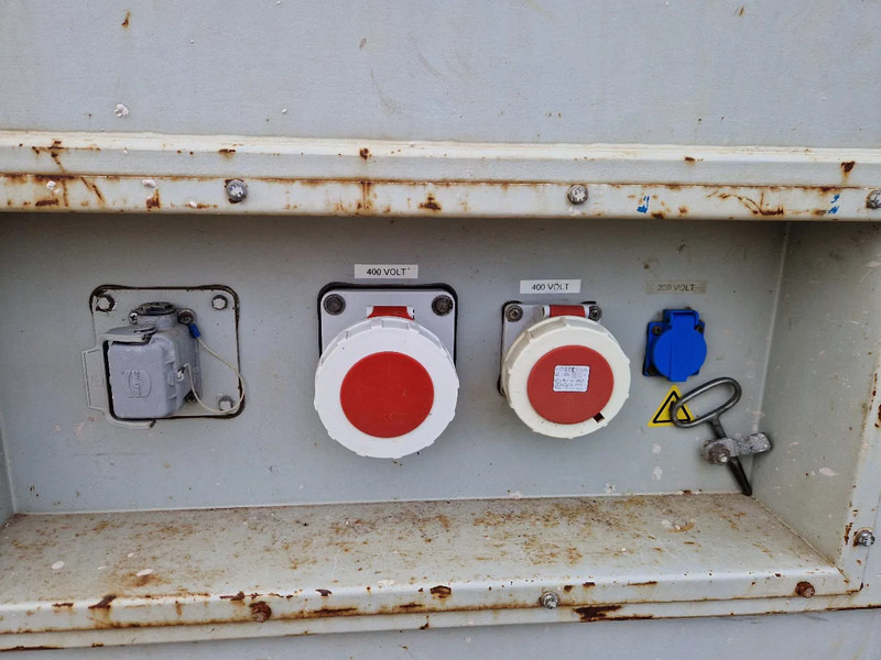 Onbekend geluidgedempt aggregaat met Stamford generator 72.5 kVA - Elektrický generátor: obrázok 5 Onbekend geluidgedempt aggregaat met Stamford generator 72.5 kVA - Elektrický generátor: obrázok 5