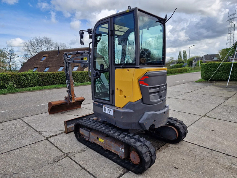 Volvo ECR25D met 2562 uur - Mini rýpadlo: obrázok 3 Volvo ECR25D met 2562 uur - Mini rýpadlo: obrázok 3