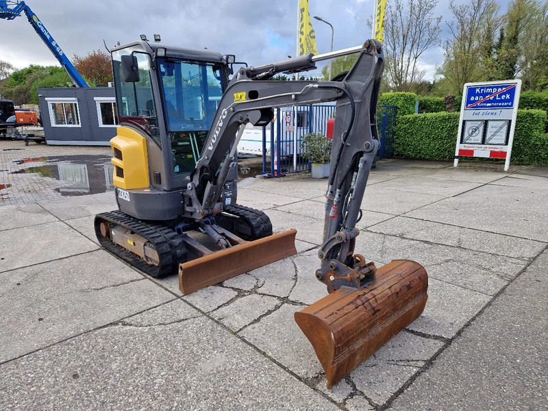 Volvo ECR25D met 2562 uur - Mini rýpadlo: obrázok 2 Volvo ECR25D met 2562 uur - Mini rýpadlo: obrázok 2