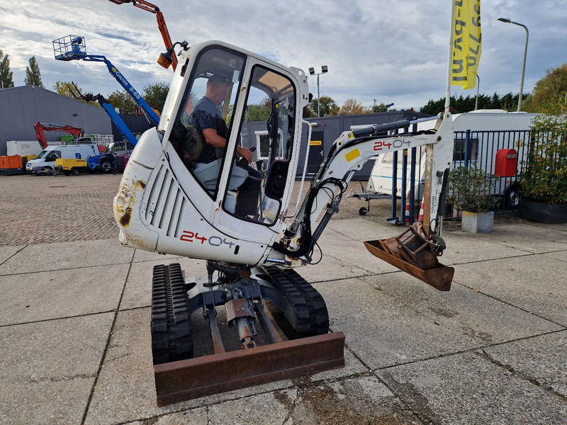 WACKER NEUSON 2404RD, kan op een berghelling draaien - Mini rýpadlo: obrázok 1 WACKER NEUSON 2404RD, kan op een berghelling draaien - Mini rýpadlo: obrázok 1