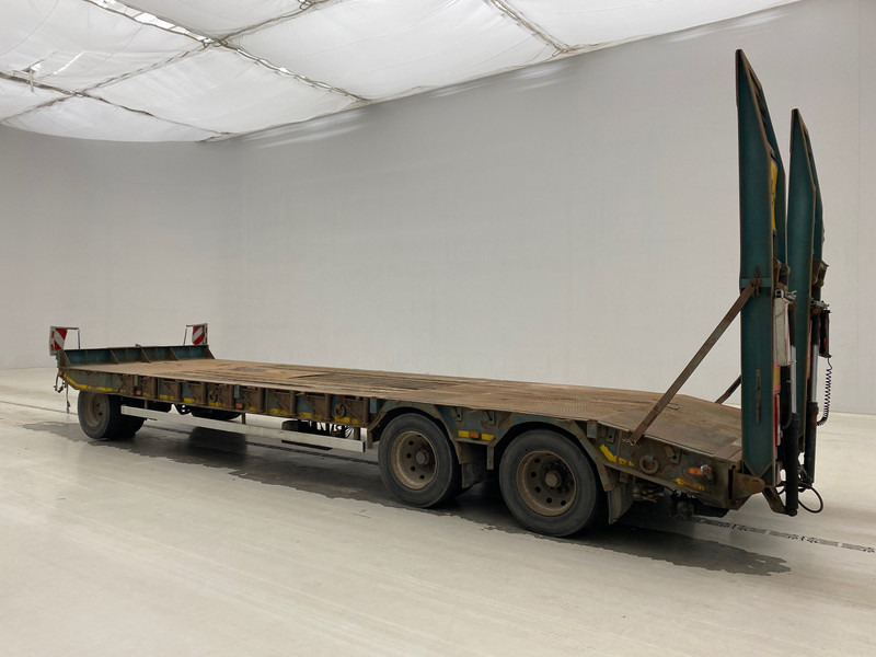 ATM Low bed trailer - Príves podvalník: obrázok 5 ATM Low bed trailer - Príves podvalník: obrázok 5