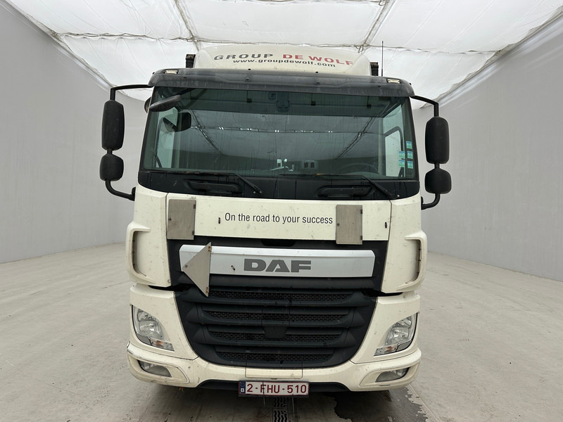 DAF CF 370 - Plachtové nákladné vozidlo: obrázok 2 DAF CF 370 - Plachtové nákladné vozidlo: obrázok 2