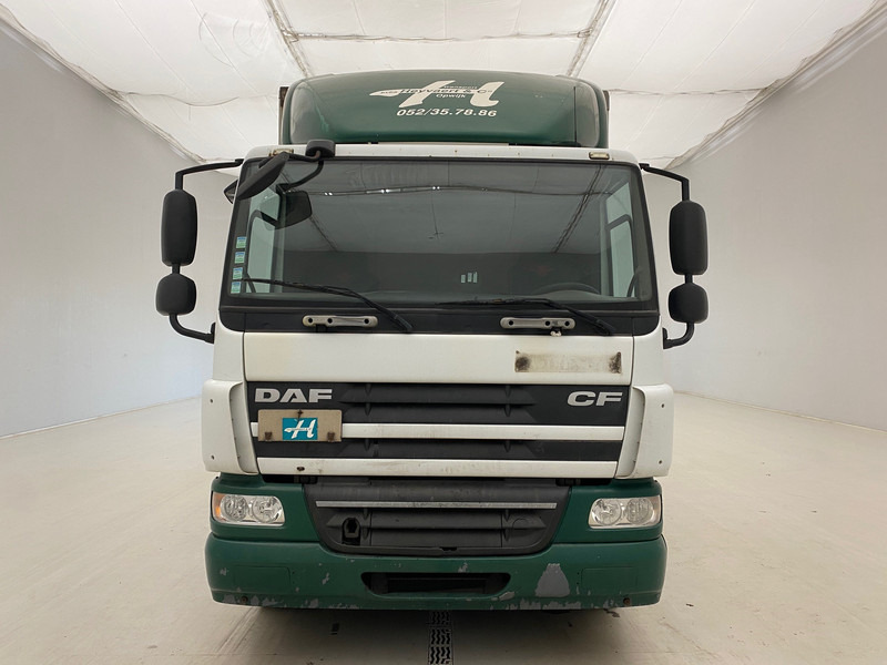 DAF CF75.250 - damaged engine - Skříňový nákladní auto: obrázok 2 DAF CF75.250 - damaged engine - Skříňový nákladní auto: obrázok 2