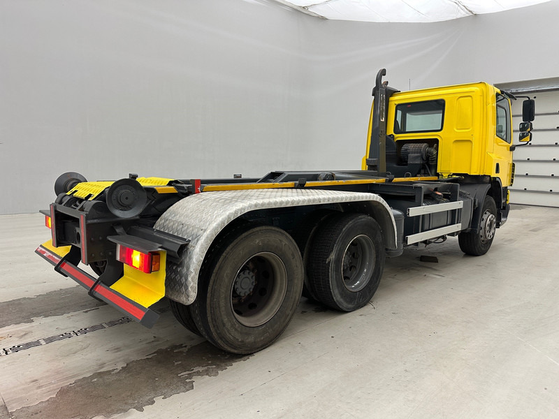 DAF CF75.360 - 6x2 - Hákový nosič kontajnerov: obrázok 5 DAF CF75.360 - 6x2 - Hákový nosič kontajnerov: obrázok 5