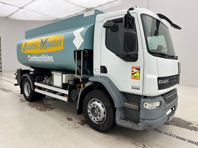 DAF LF55.250 - Cisternové vozidlo: obrázok 3 DAF LF55.250 - Cisternové vozidlo: obrázok 3