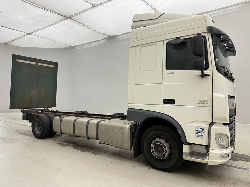 DAF XF 460 Space Cab - Podvozek s kabinou: obrázok 3 DAF XF 460 Space Cab - Podvozek s kabinou: obrázok 3