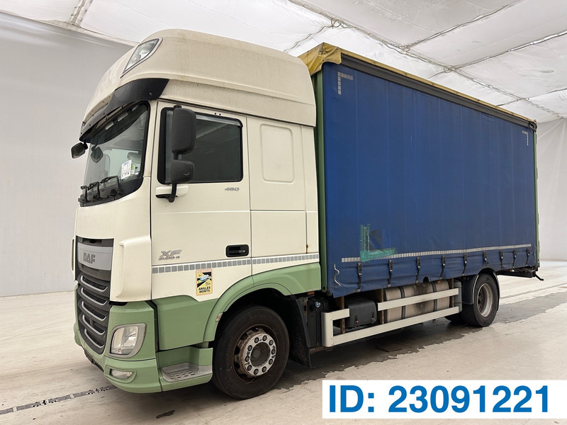 DAF XF 460 Super Space Cab - Plachtové nákladné vozidlo: obrázok 1 DAF XF 460 Super Space Cab - Plachtové nákladné vozidlo: obrázok 1