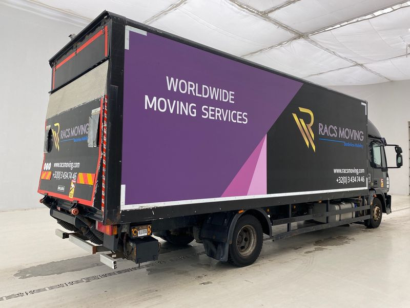 Iveco Eurocargo 140E28 - Skříňový nákladní auto: obrázok 4 Iveco Eurocargo 140E28 - Skříňový nákladní auto: obrázok 4