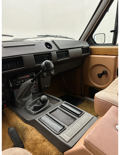 Automobil Land Rover Range Rover V8: obrázok 12