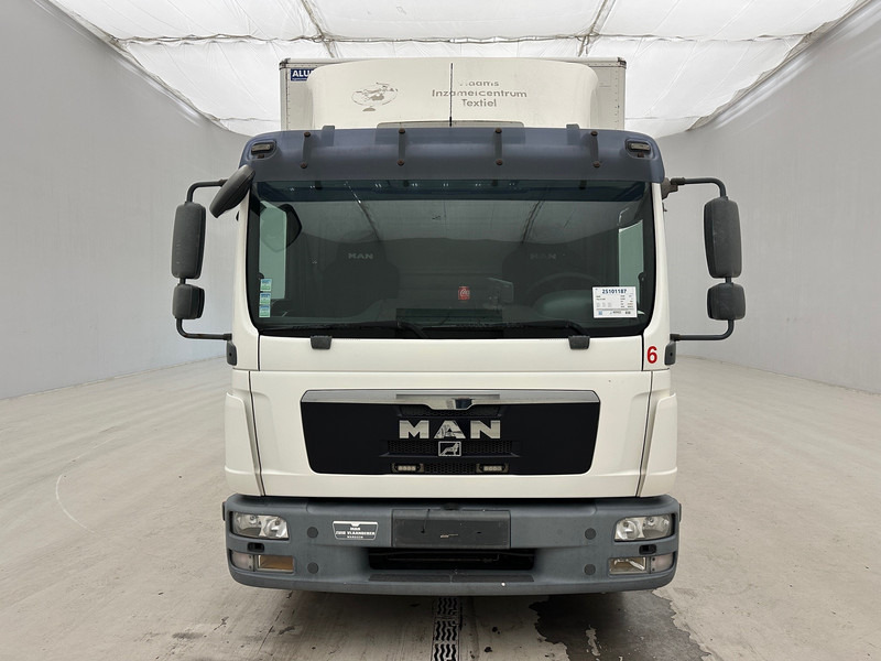 MAN TGL 12.220 - Skříňový nákladní auto: obrázok 2 MAN TGL 12.220 - Skříňový nákladní auto: obrázok 2